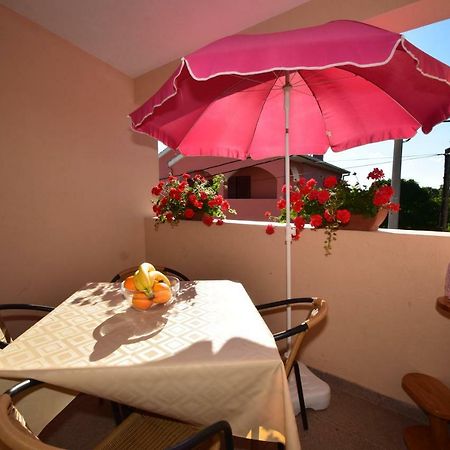 Apartment Smokrovic Starigrad Paklenica Extérieur photo