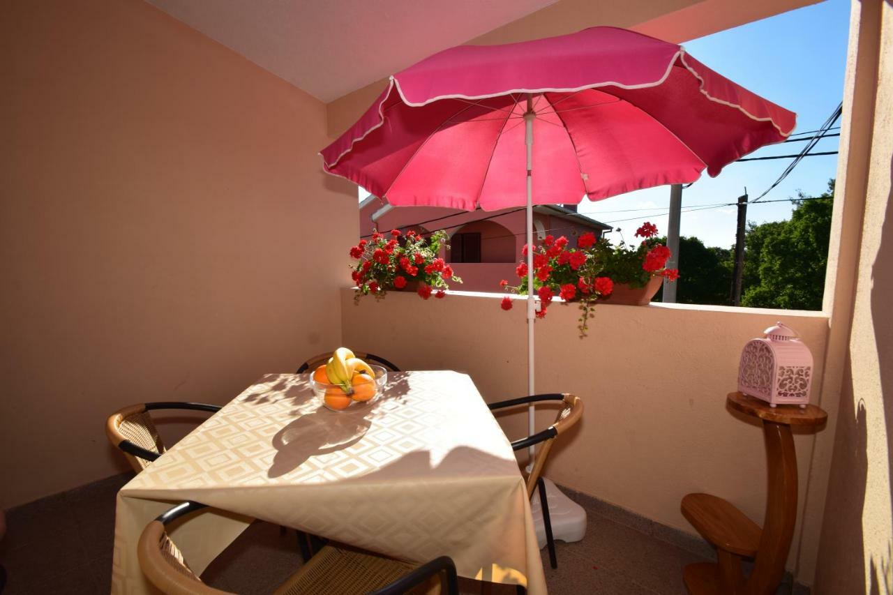 Apartment Smokrovic Starigrad Paklenica Extérieur photo
