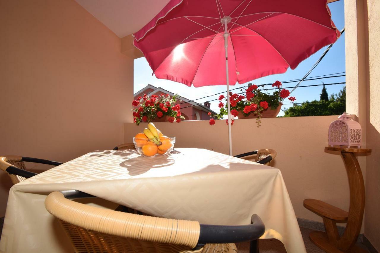 Apartment Smokrovic Starigrad Paklenica Extérieur photo